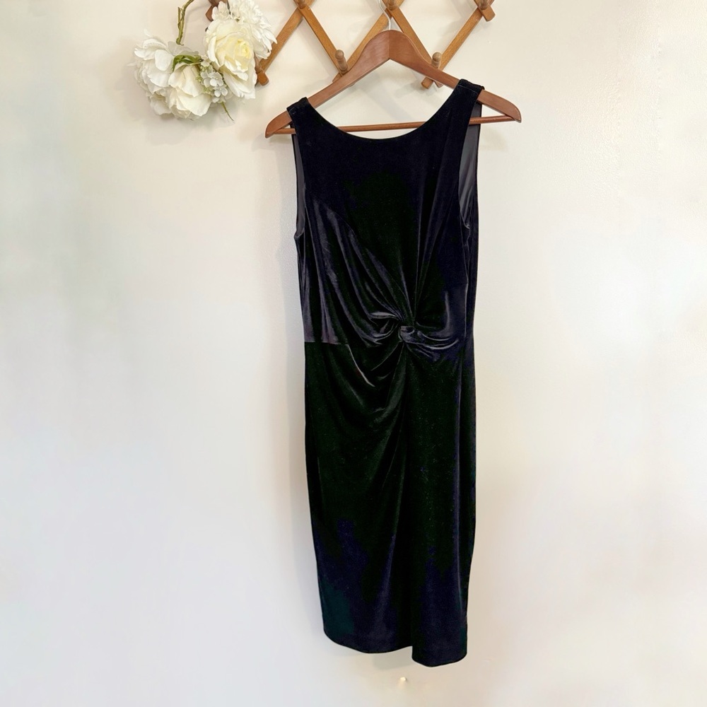 Calvin Klein // NWT black velvet twist waist Sleeveless Dress size 6 MAR1